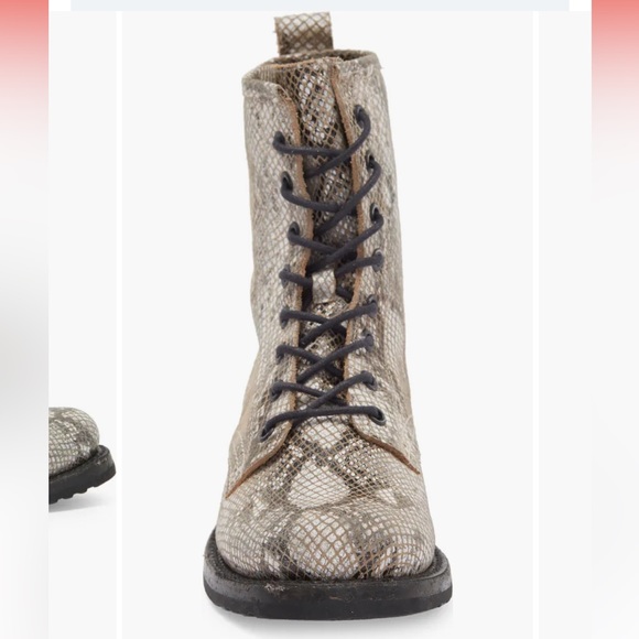 Frye snakeskin boots - Picture 2 of 10